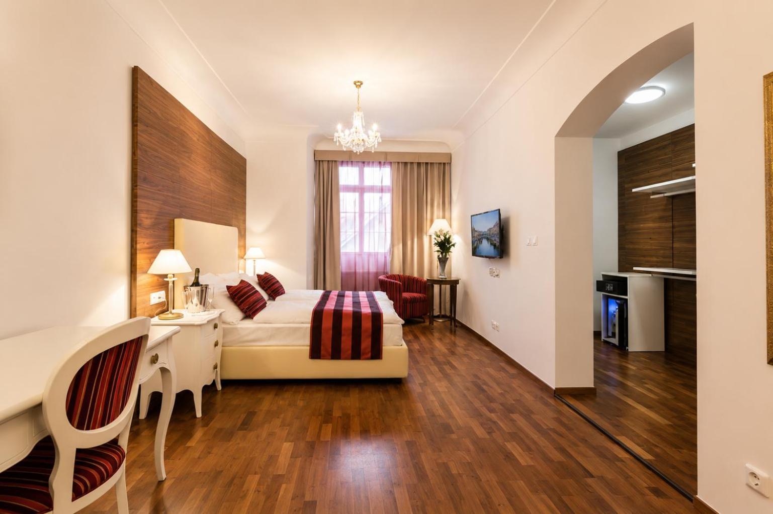 Executive Triple Room