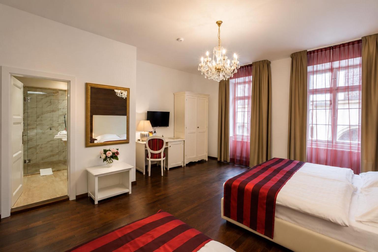 Executive Triple Room